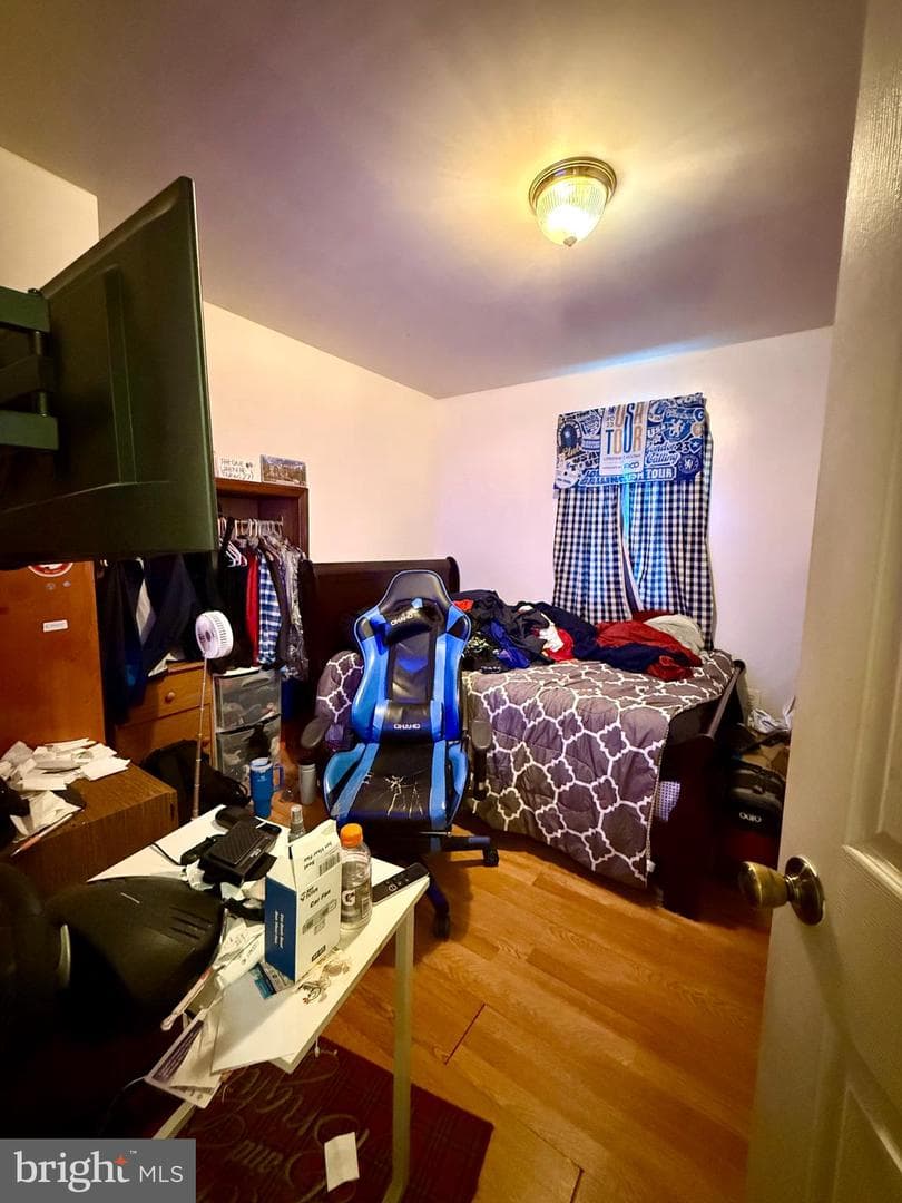 5103 Crittenden Street photo 20