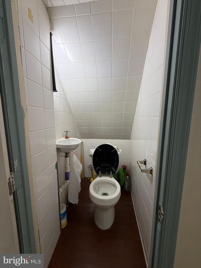 5103 Crittenden Street photo 30