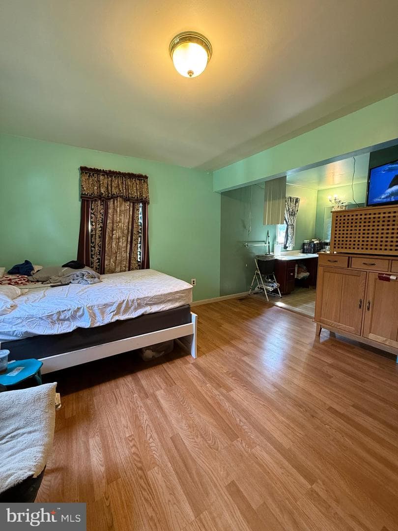 5103 Crittenden Street photo 33