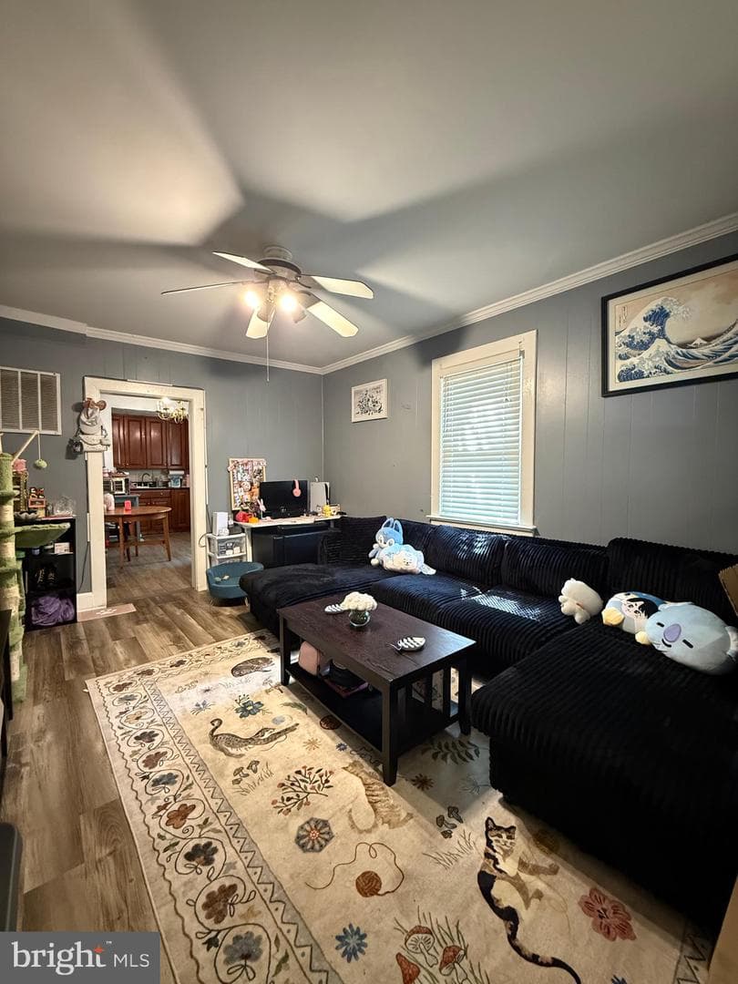 5103 Crittenden Street photo 45