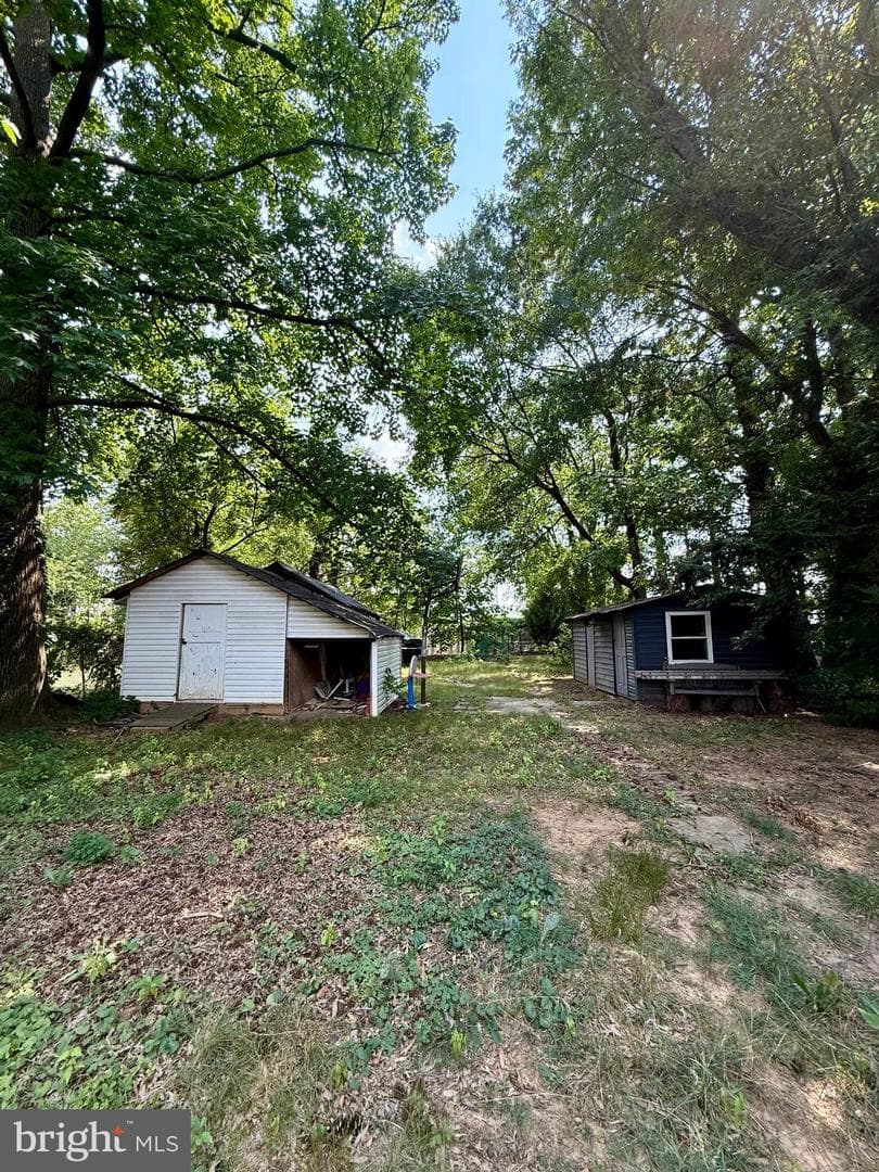 5103 Crittenden Street photo 5