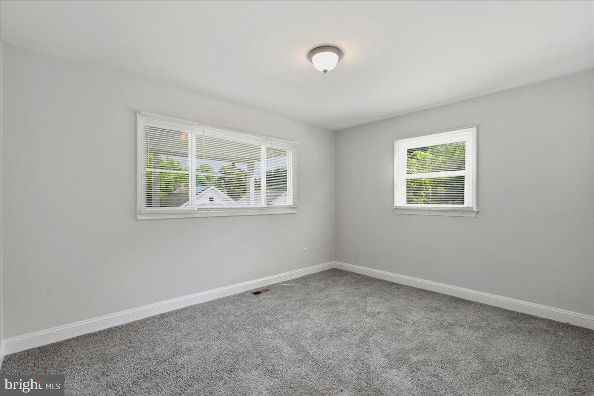 5713 Eagle Street photo 17