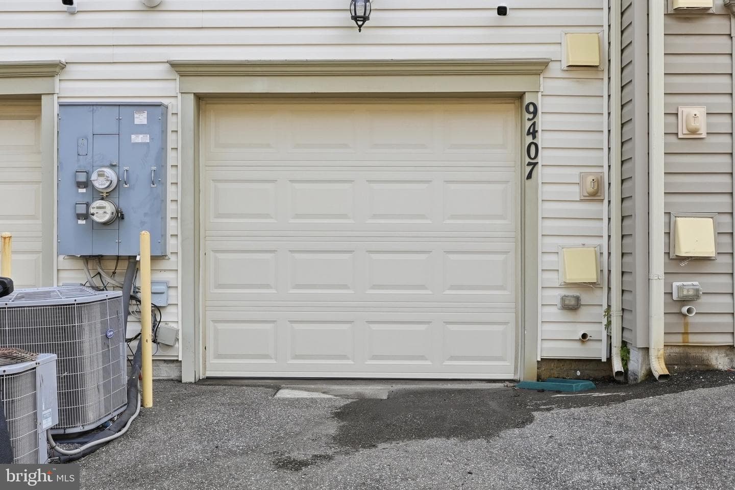 9407 Geaton Park Place photo 27