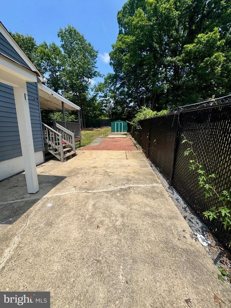 6902 Vallery Street photo 2