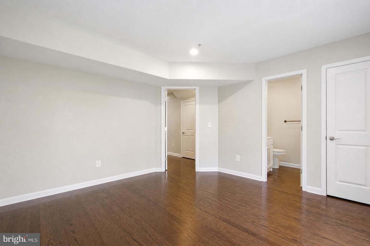 1052 Owens Road photo 11