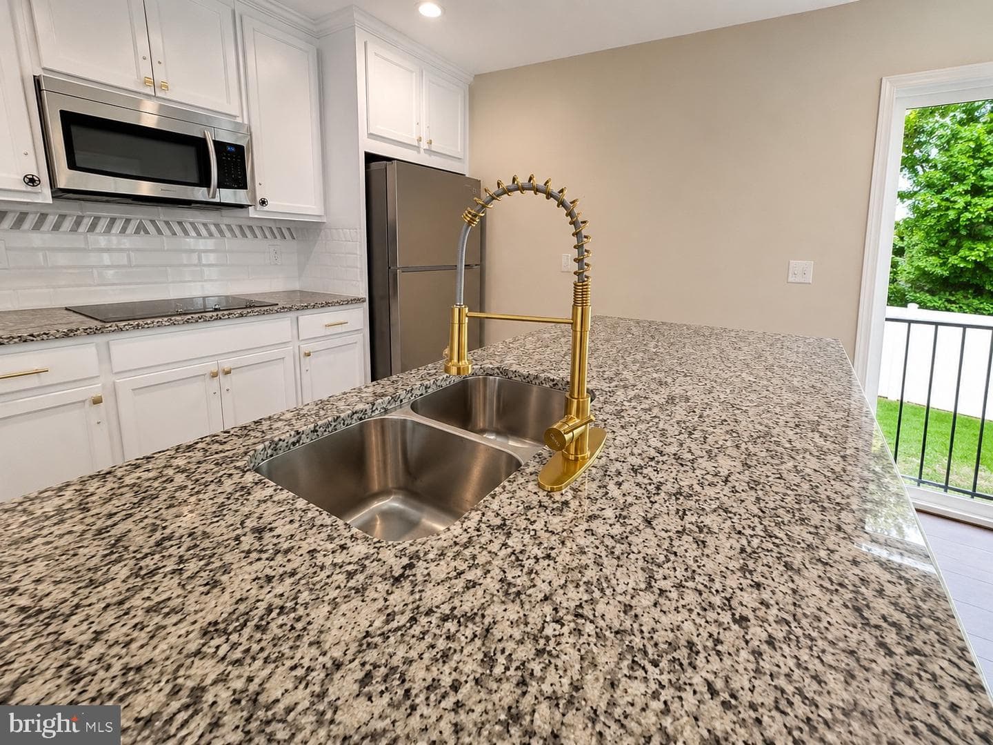 1052 Owens Road photo 14