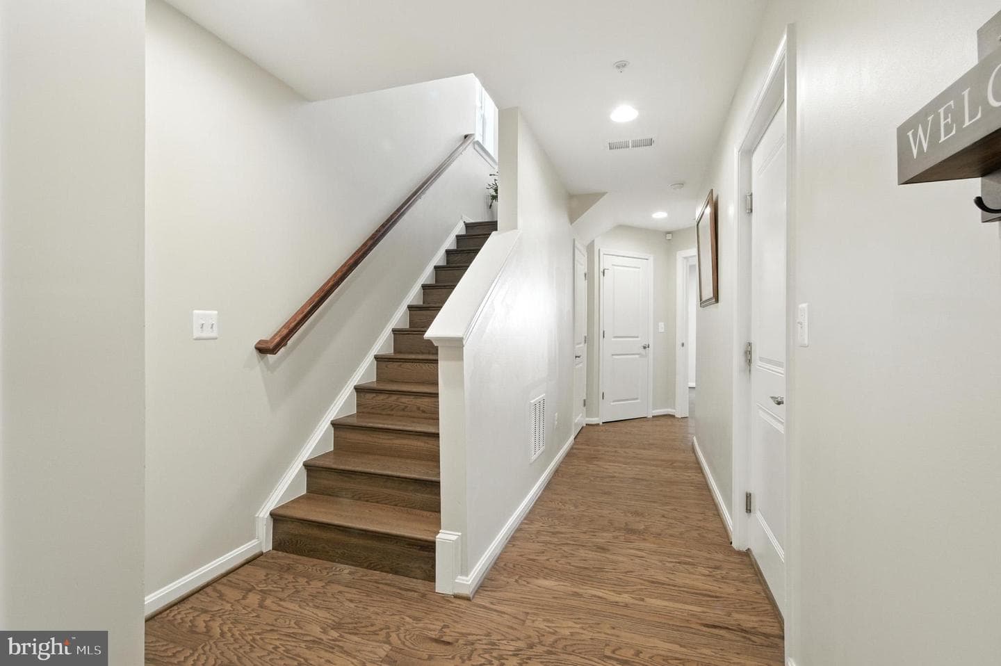 1052 Owens Road photo 6