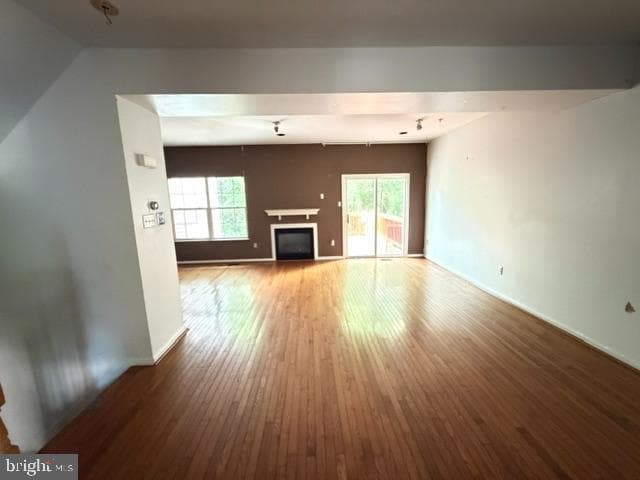 12119 Sutton Lane photo 12