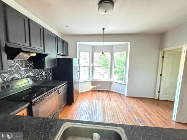 12119 Sutton Lane photo 3