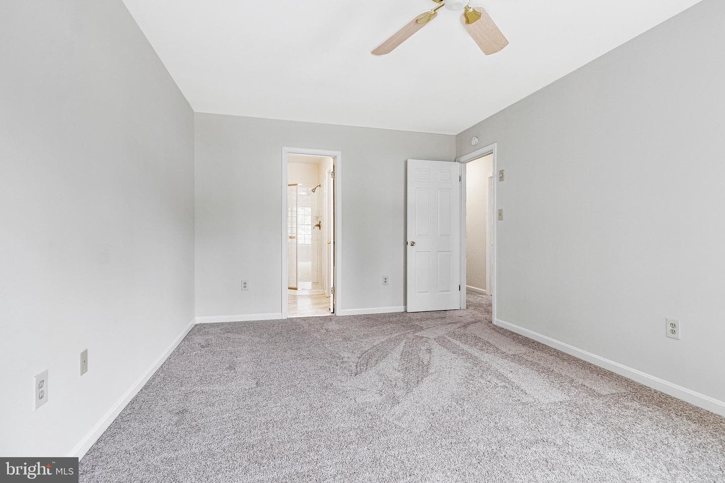 8401 Potomac Avenue photo 20