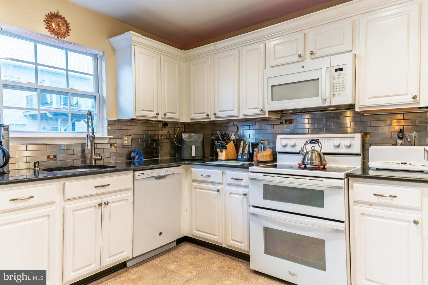 1400 Estelle Drive photo 26