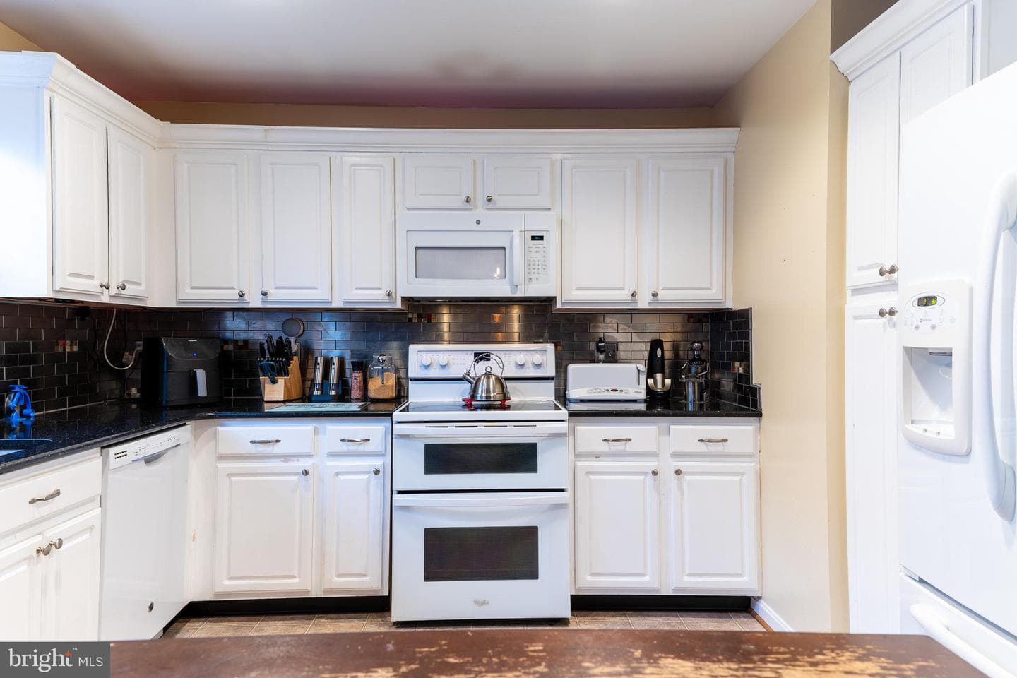 1400 Estelle Drive photo 31
