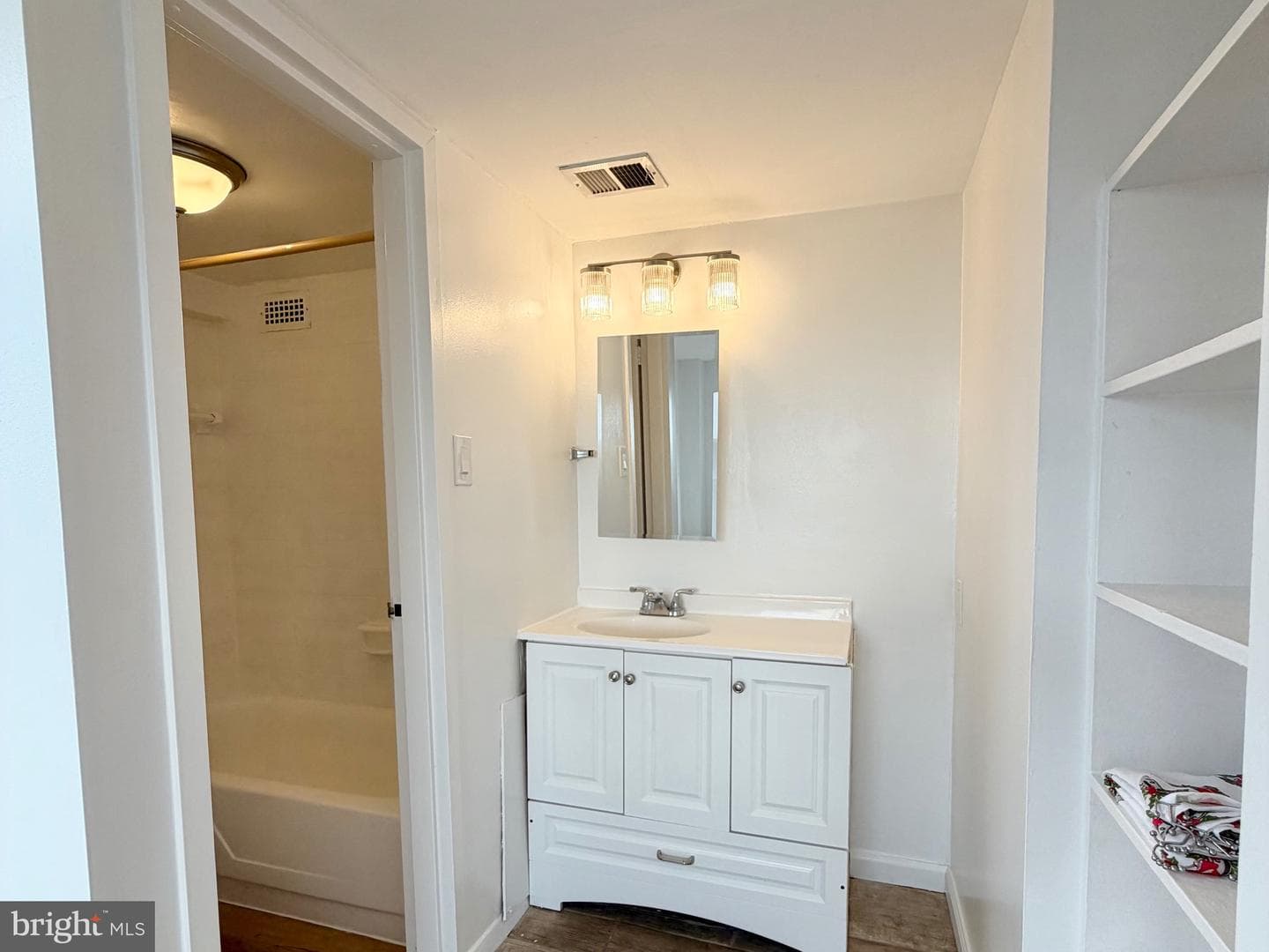 1836 Metzerott Road #1401 photo 11