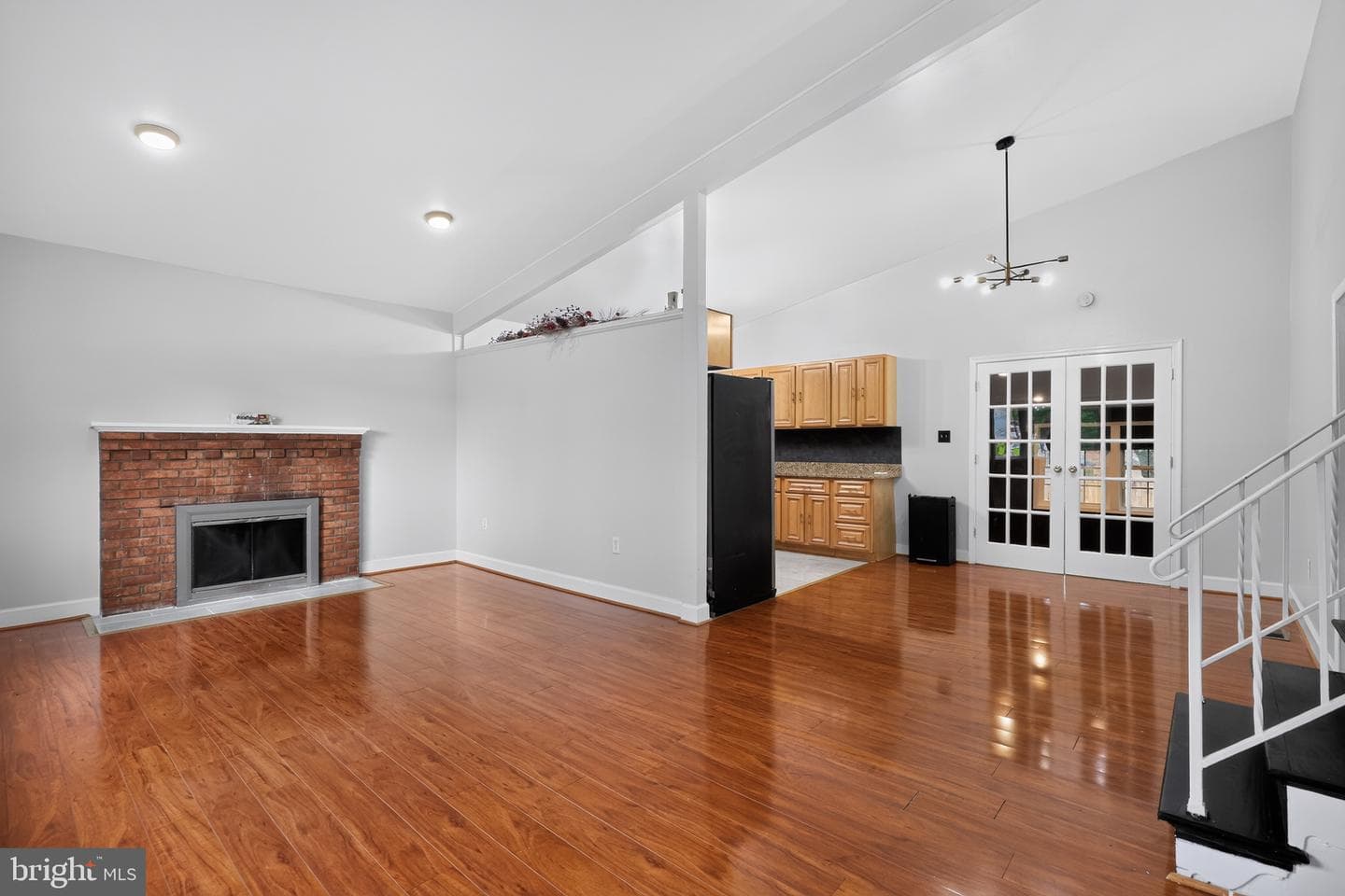 5504 Westminster Court photo 4