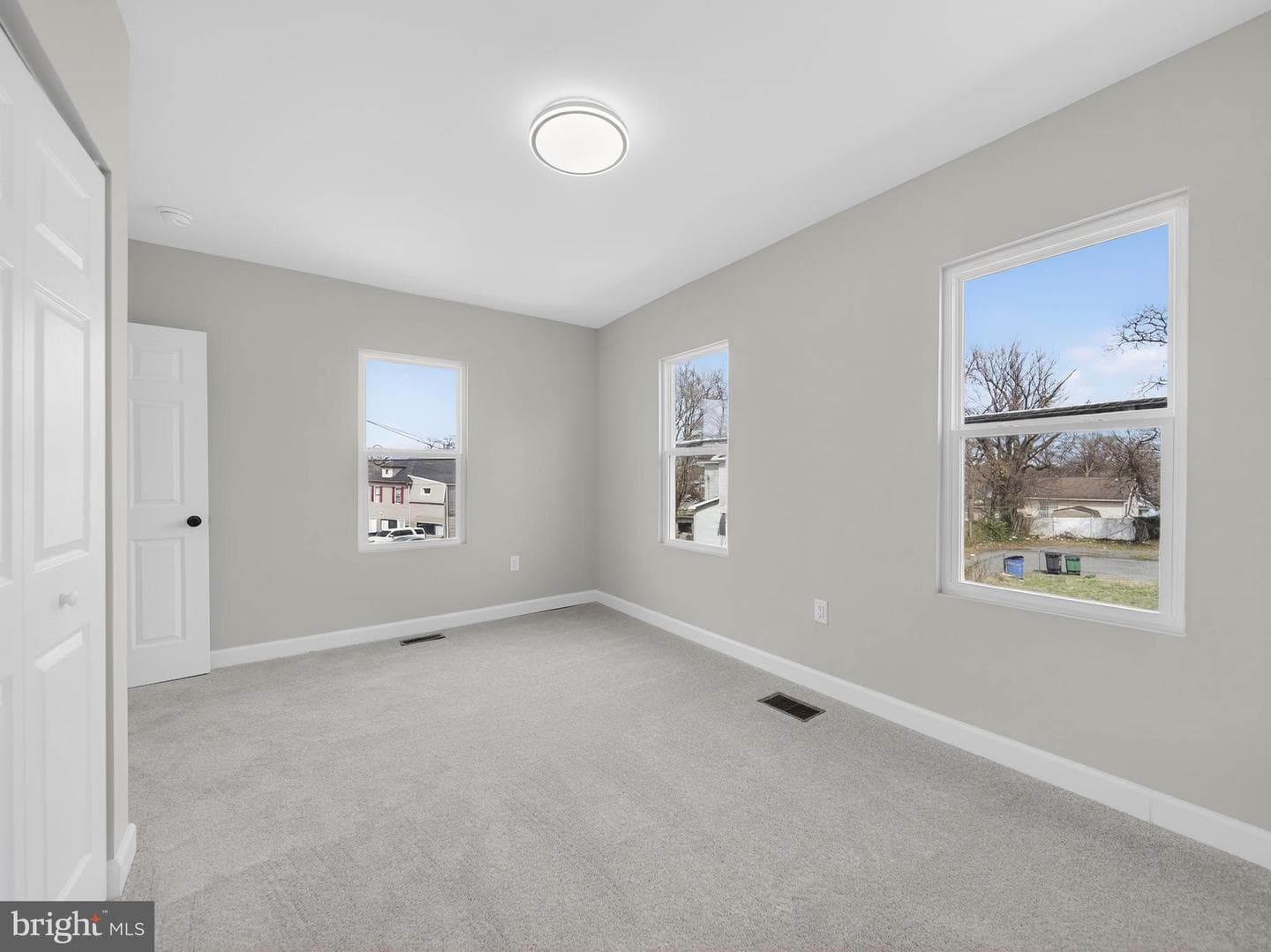 5919 Addison Road photo 30