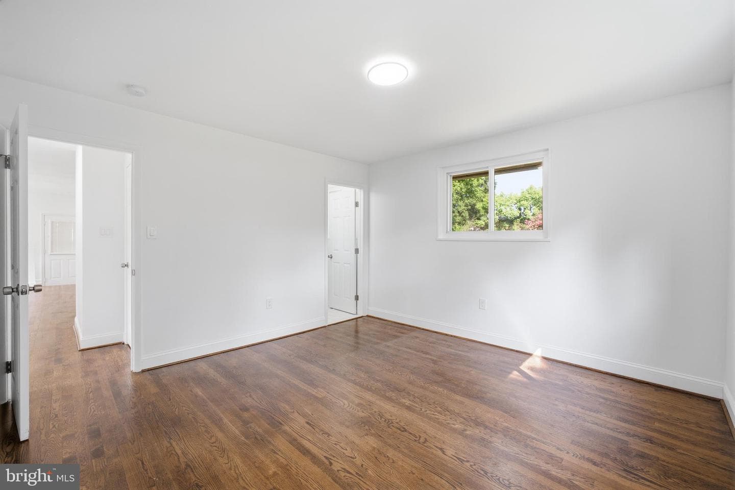 7410 Baylor Avenue photo 18