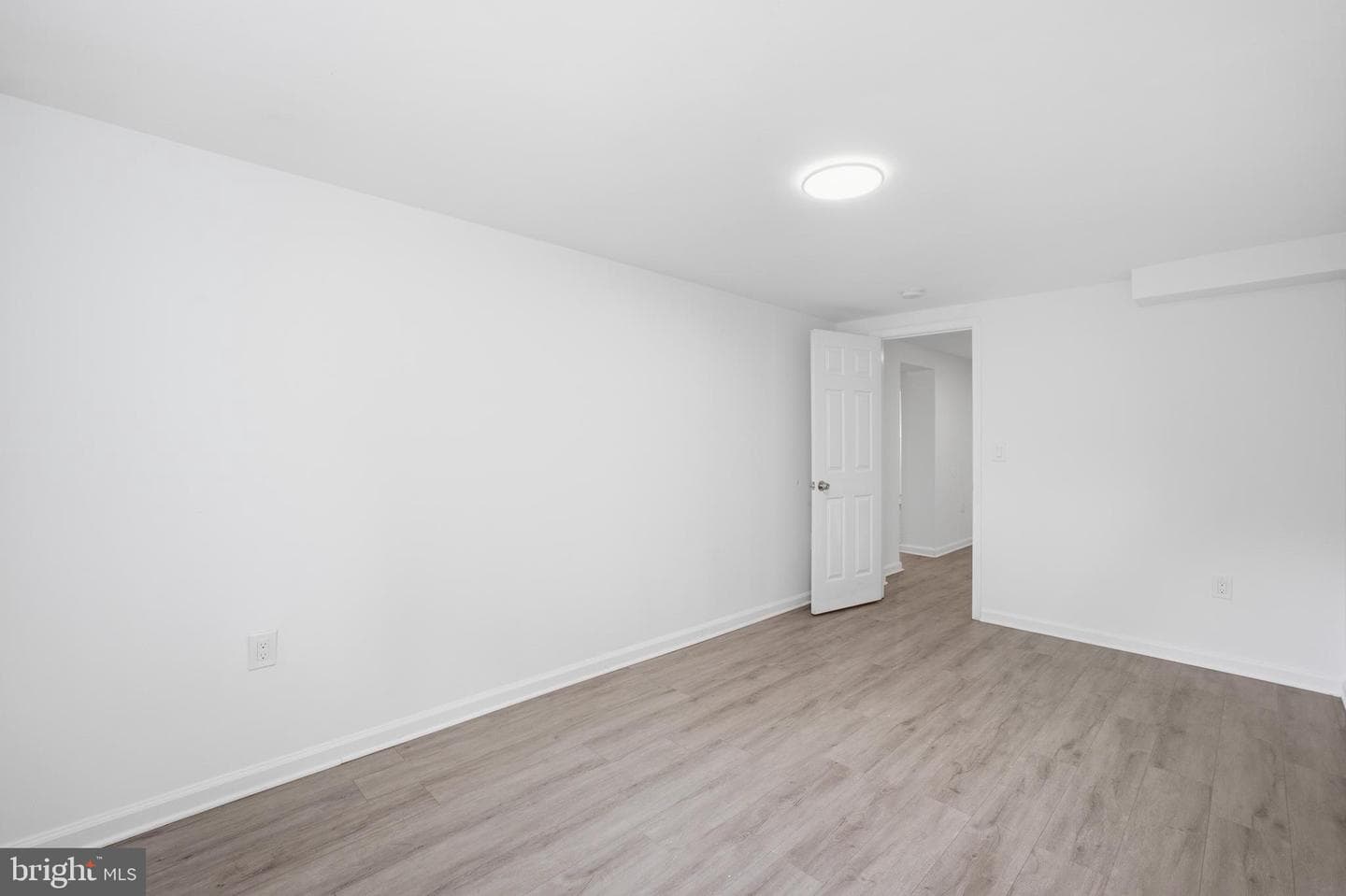 7410 Baylor Avenue photo 28