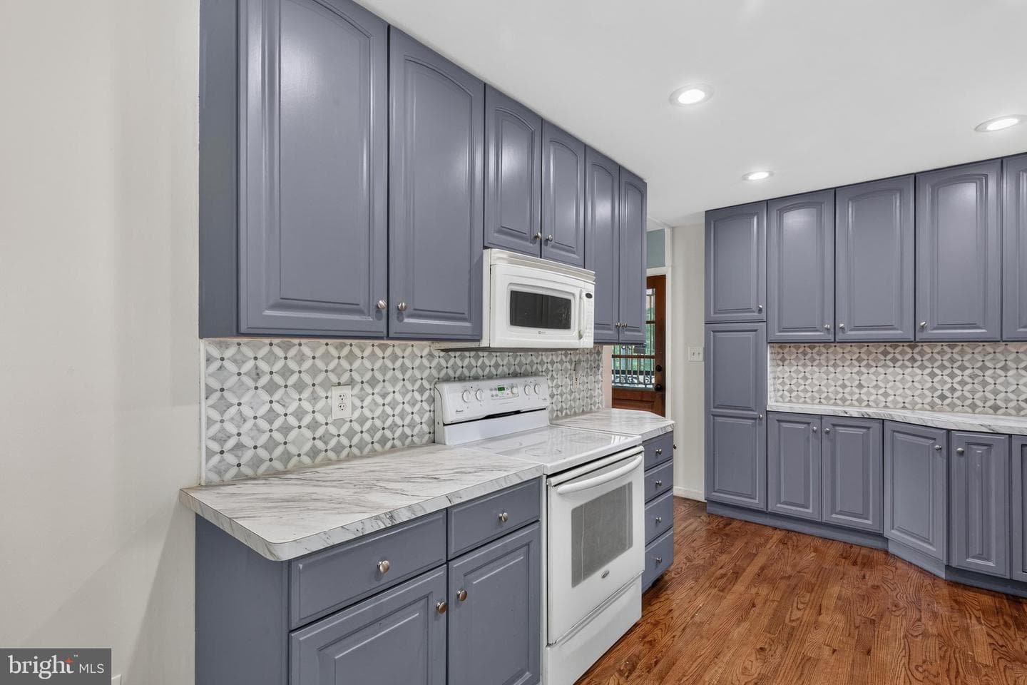 8810 Bluffwood Lane photo 9