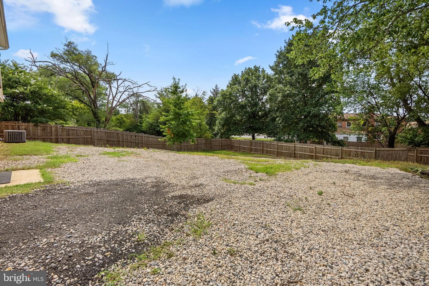 5405 Auth Road photo 42