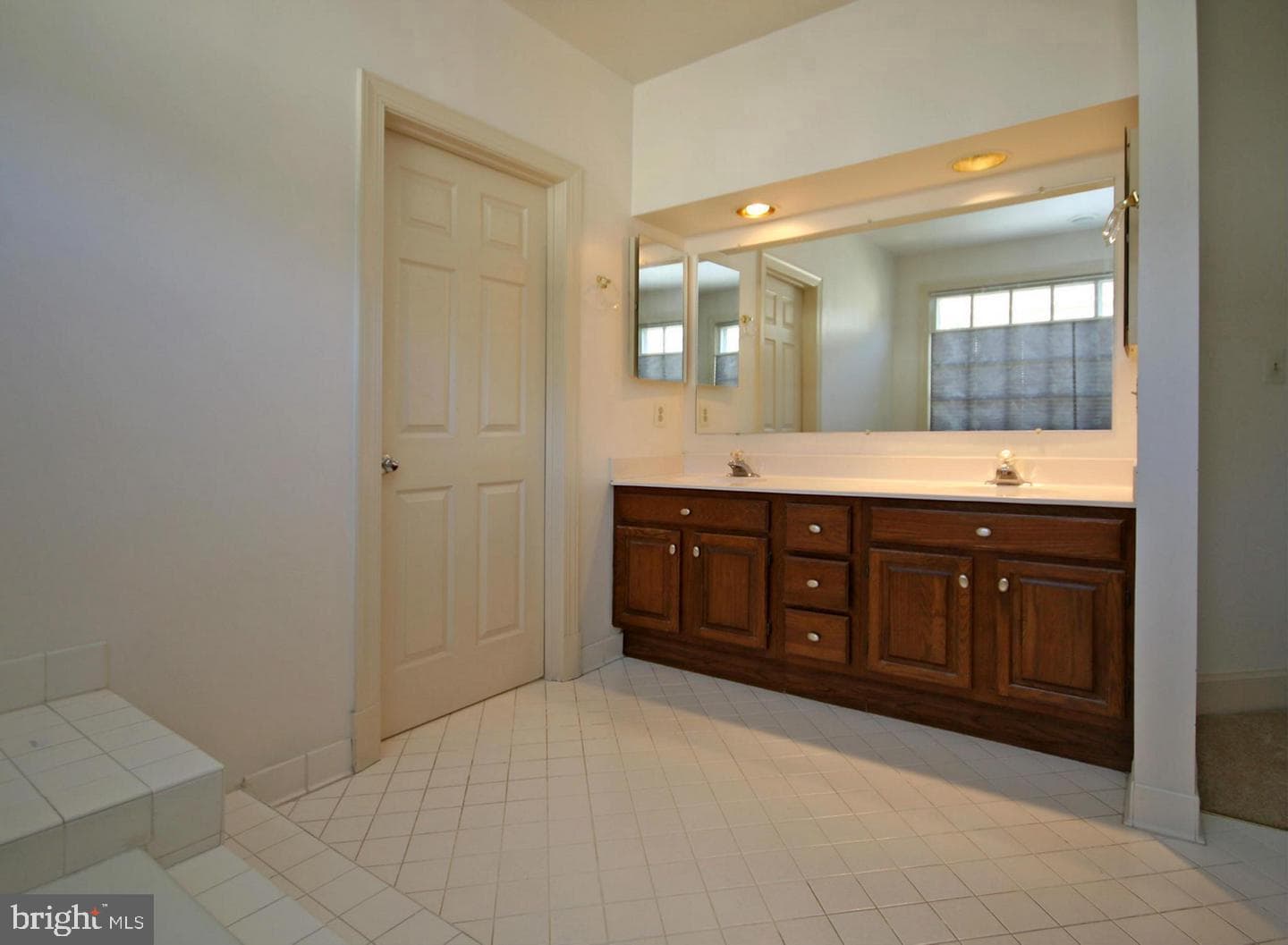 4708 Silverbrook Way photo 12