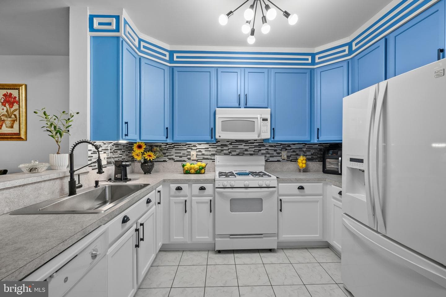 1321 Karen Boulevard #301 photo 13