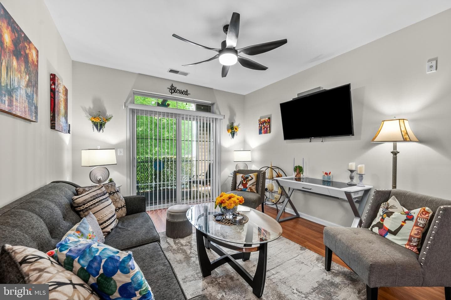 1321 Karen Boulevard #301 photo 4