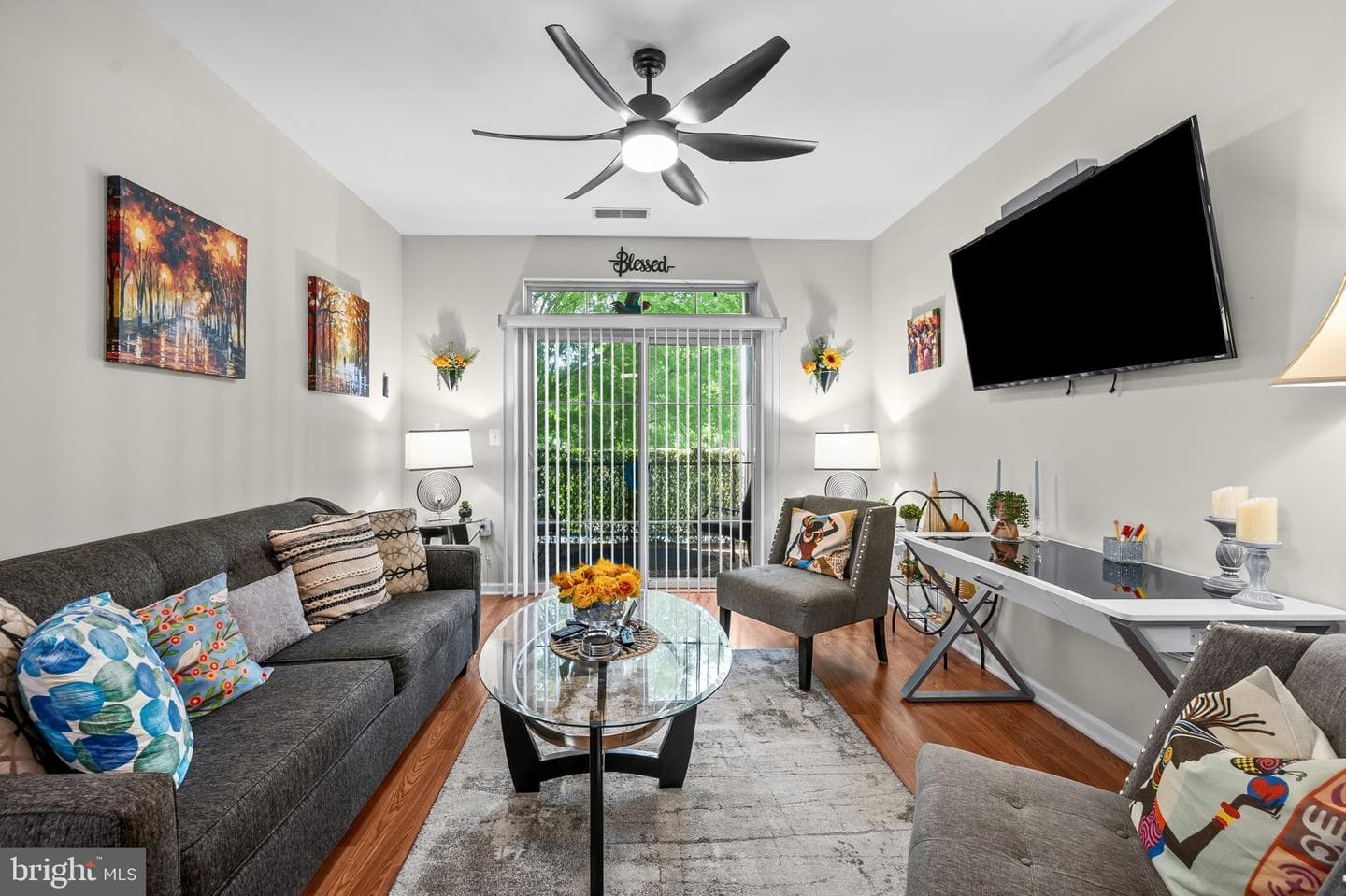 1321 Karen Boulevard #301 photo 6