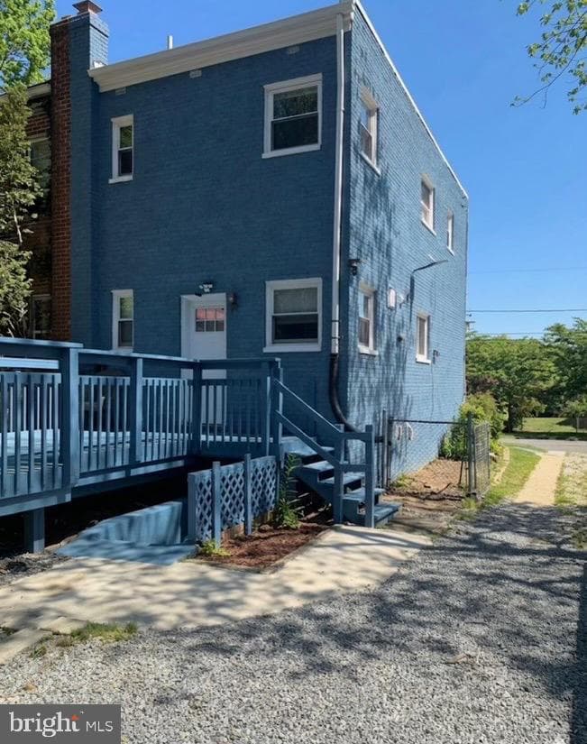 1821 Longfellow Street photo 2