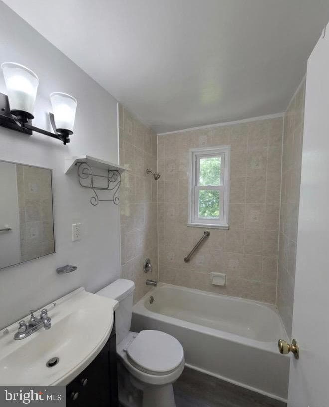 1821 Longfellow Street photo 5