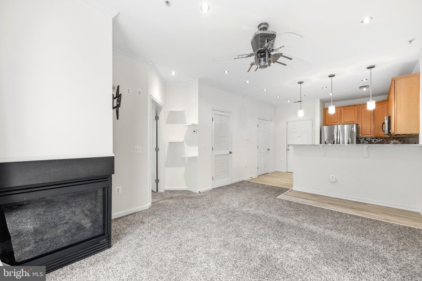 15612 Everglade Lane #404 photo 20