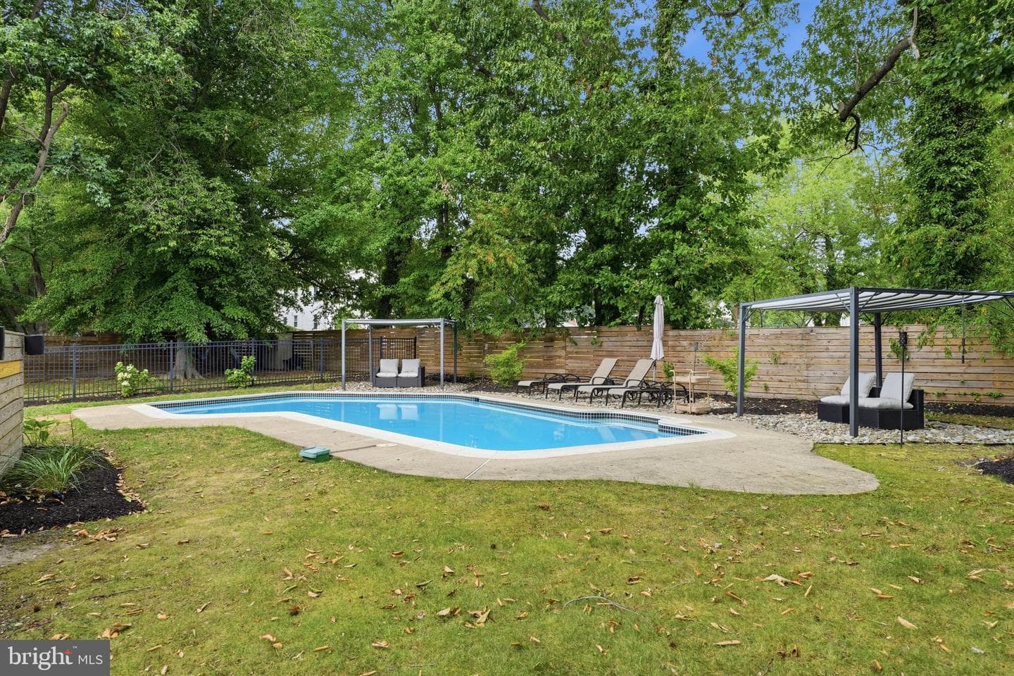 6410 Bushey Drive photo 59