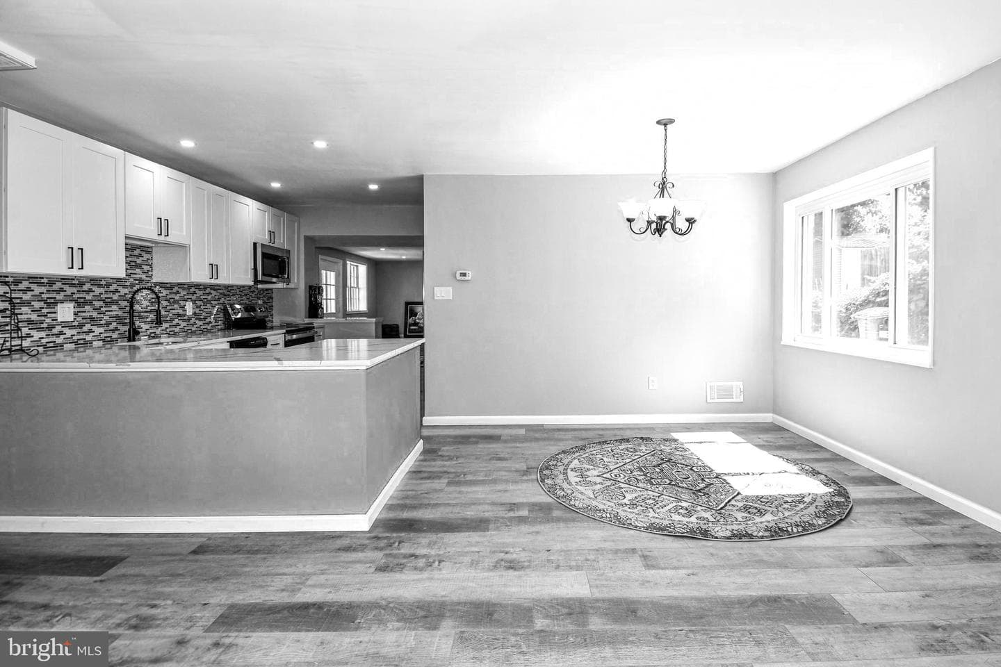 1210 Lindsay Road photo 4