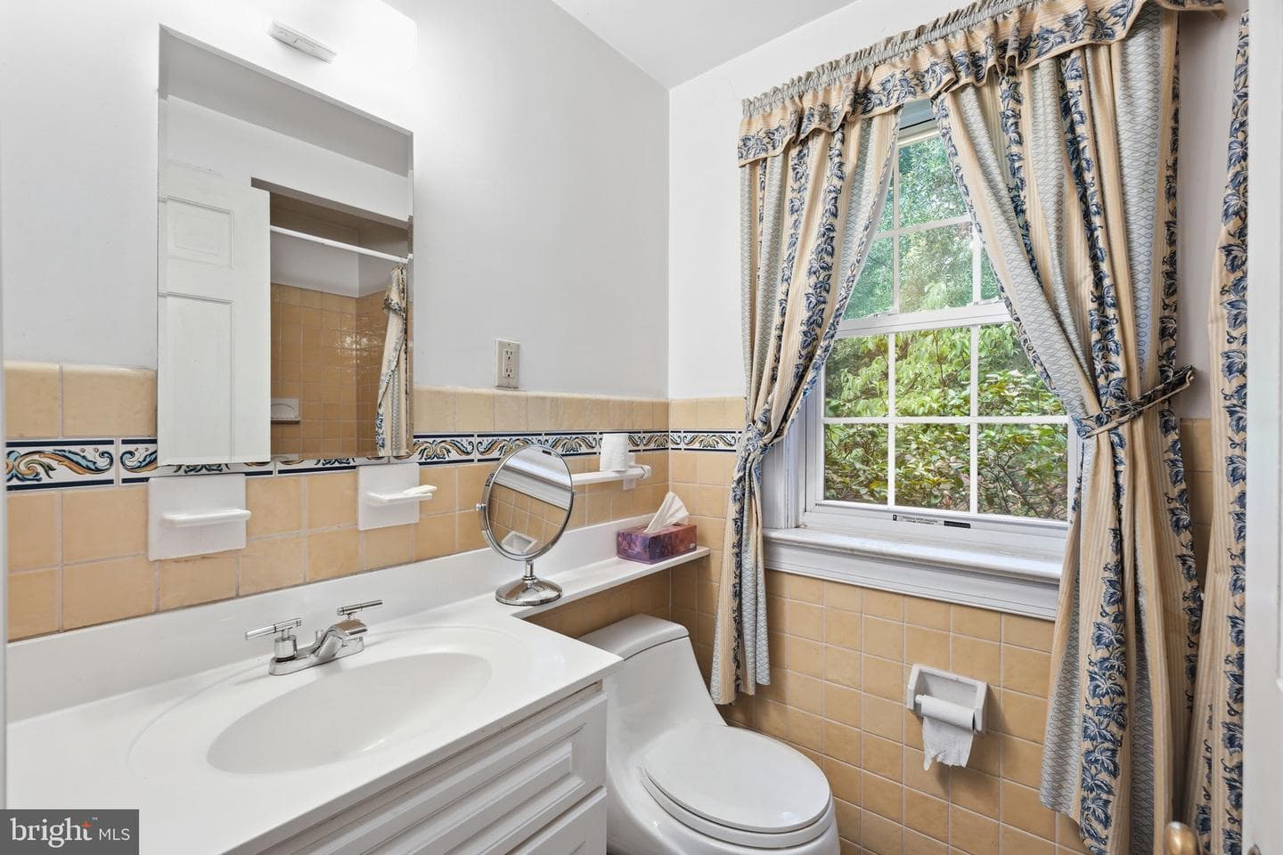7004 Wake Forest Drive photo 23