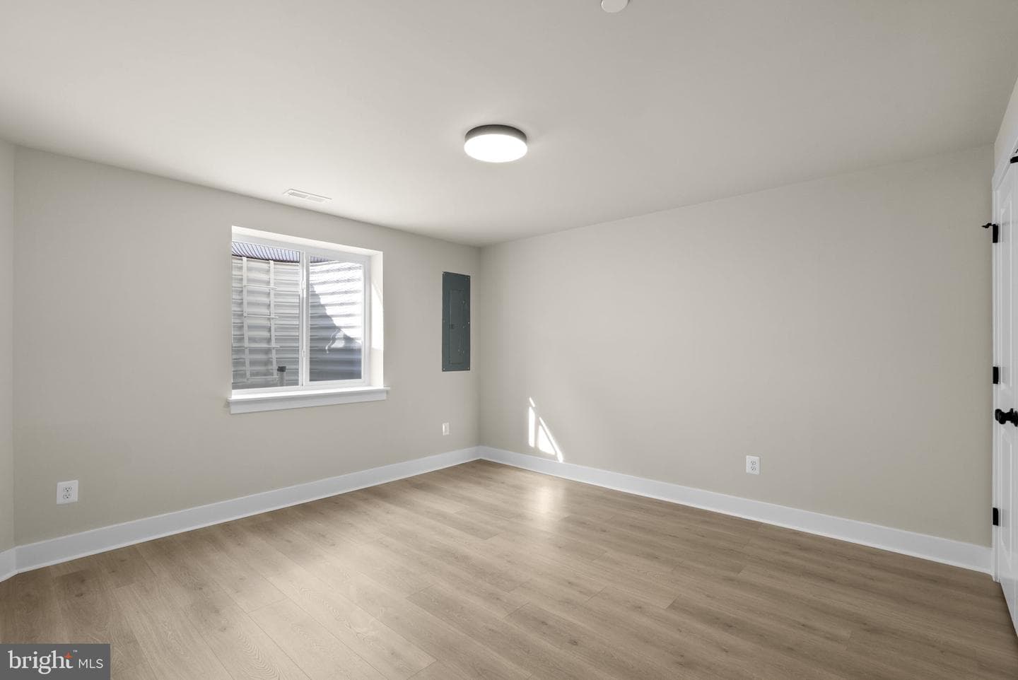 16203 Pennsbury Drive photo 40