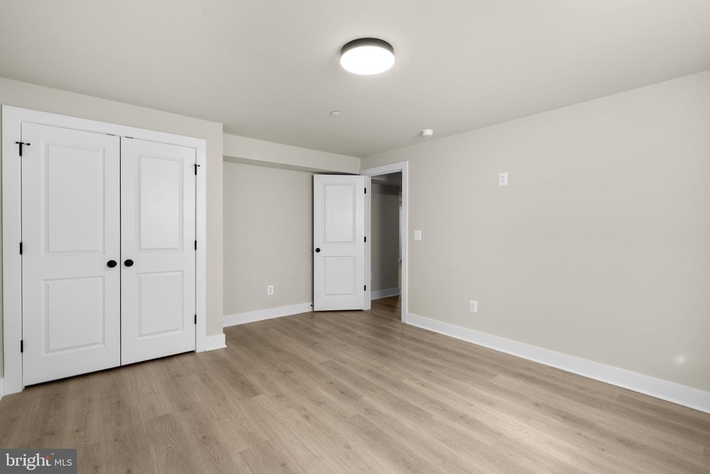 16203 Pennsbury Drive photo 41