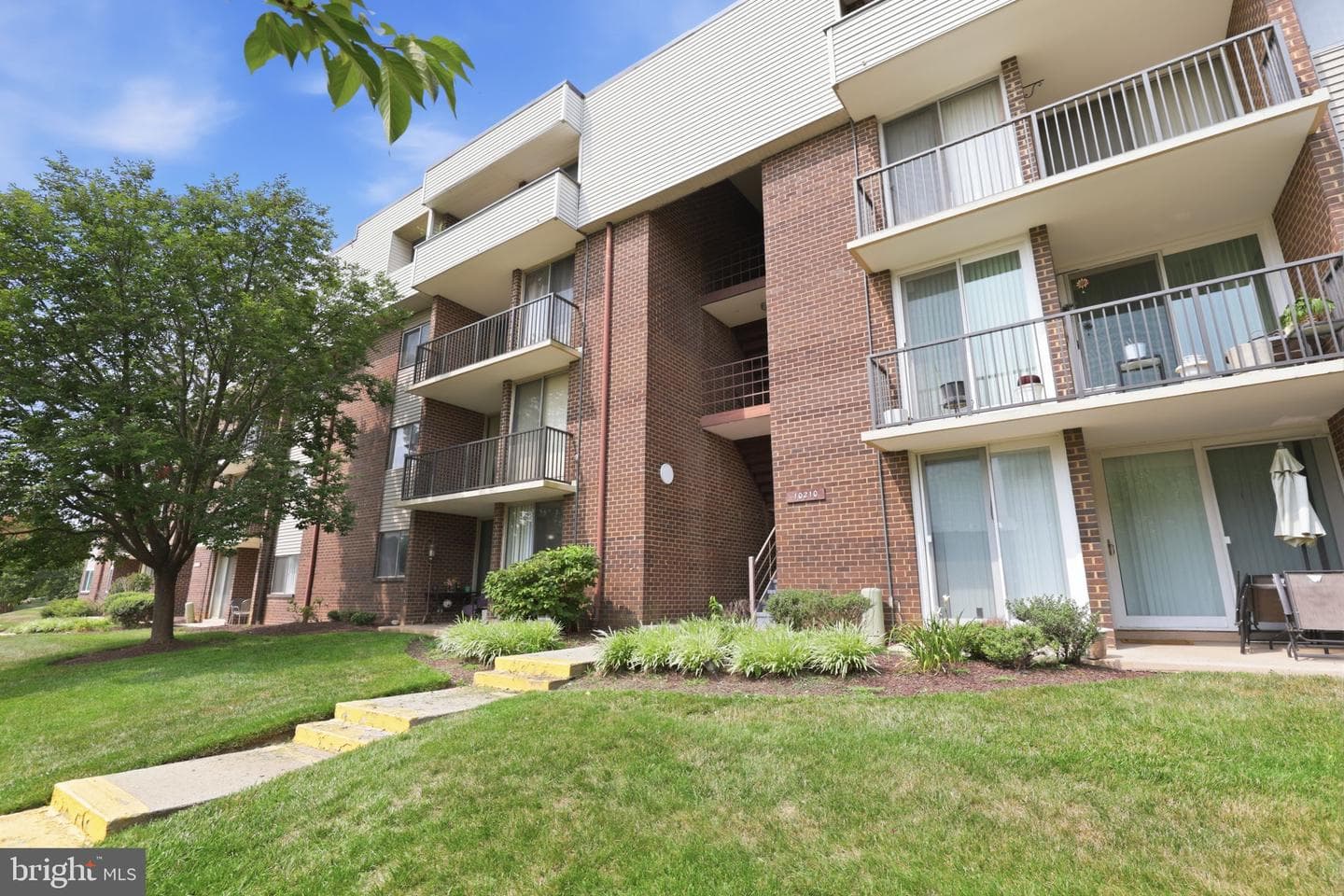 10210 Prince Place #6-T3 photo 1