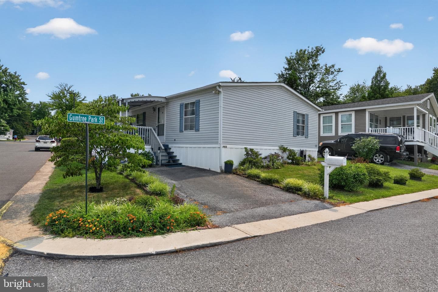 9413 Gumtree Park Street photo 3