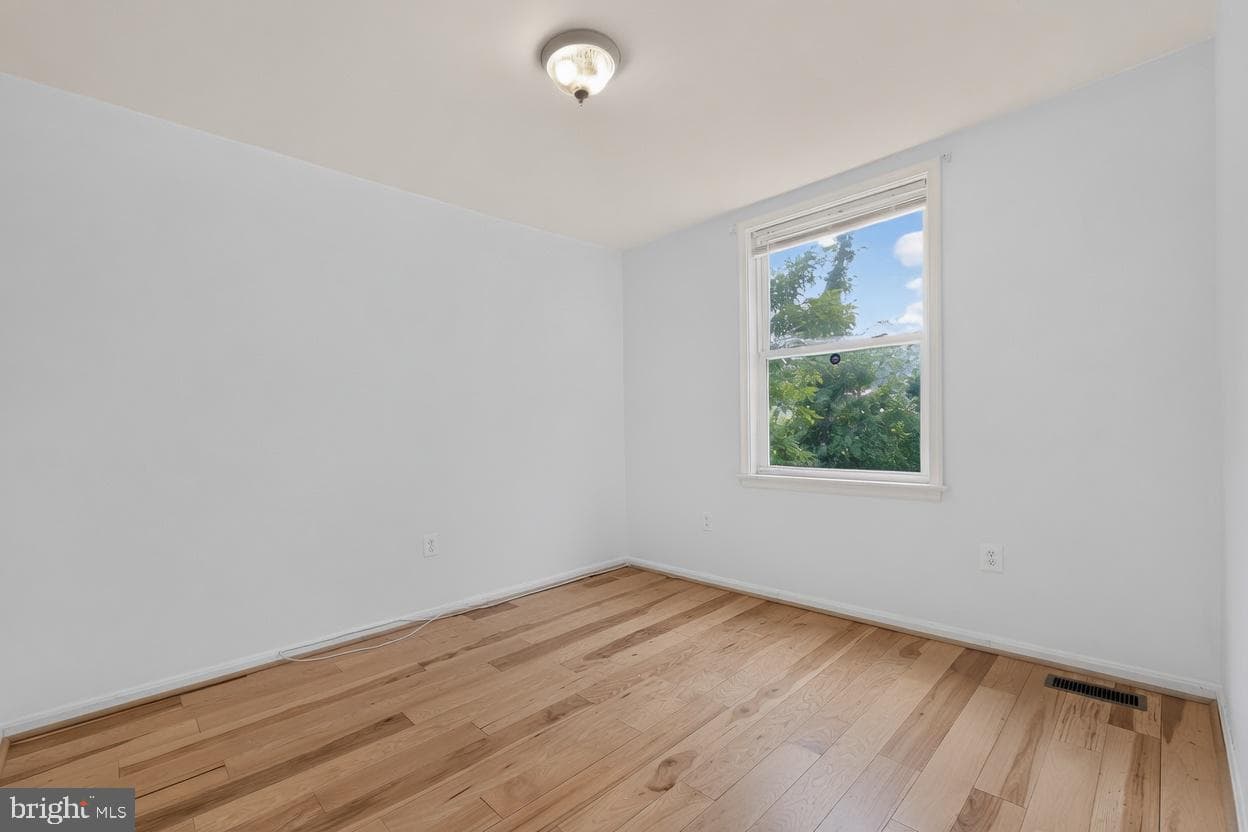 1113 Jansen Avenue photo 25