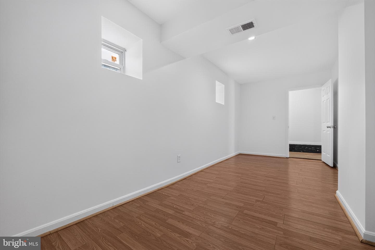 1113 Jansen Avenue photo 44