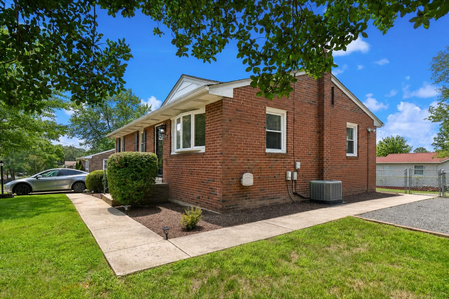 8901 Townsend Lane photo 28