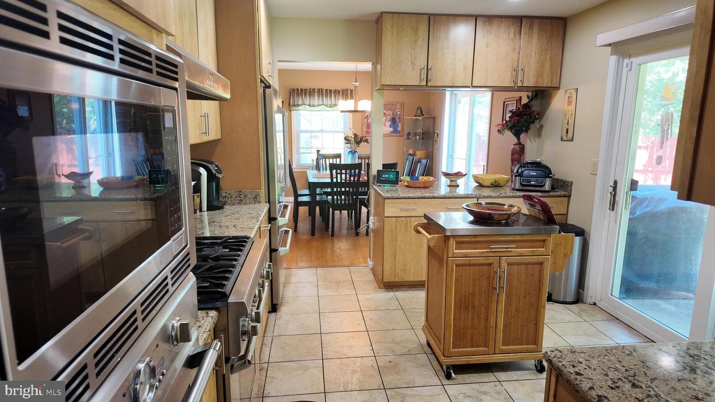 5806 Huntland Road photo 8