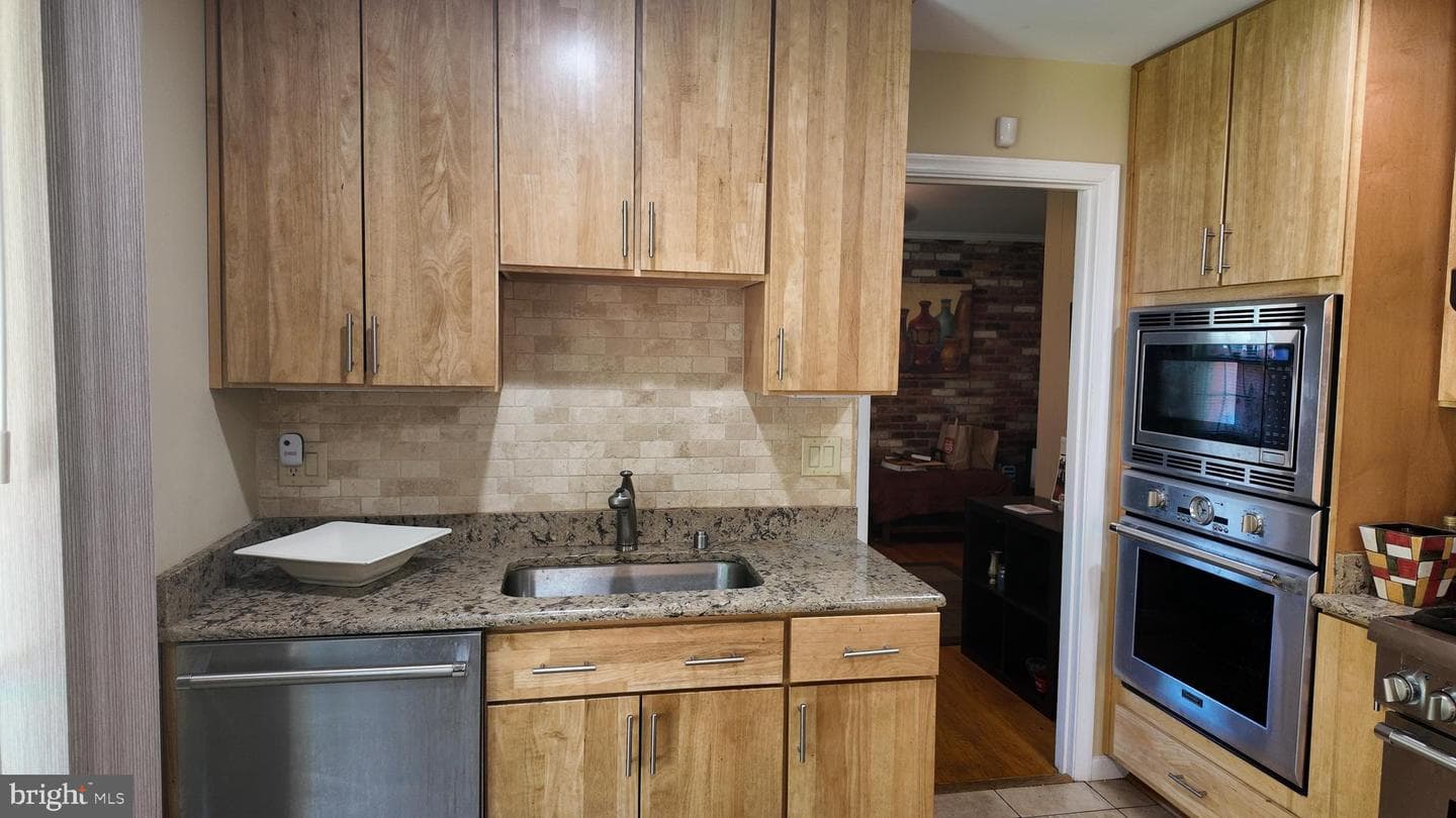 5806 Huntland Road photo 9