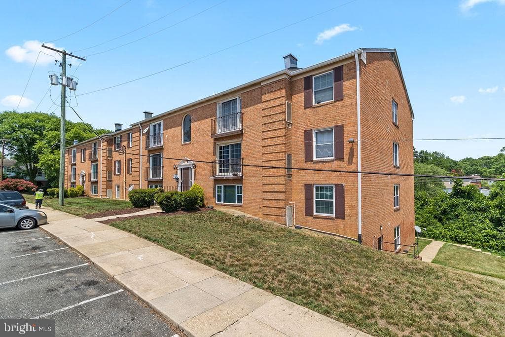3803 Swann Road #101 photo 2
