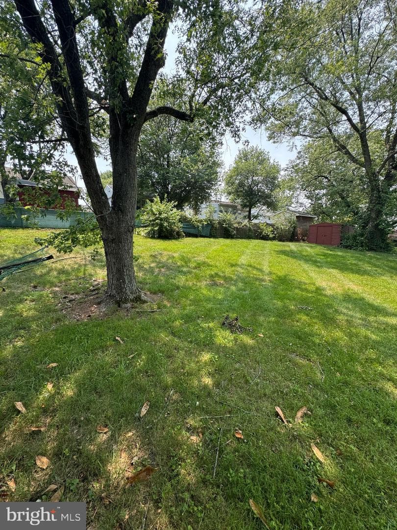 7909 Dellwood Avenue photo 14