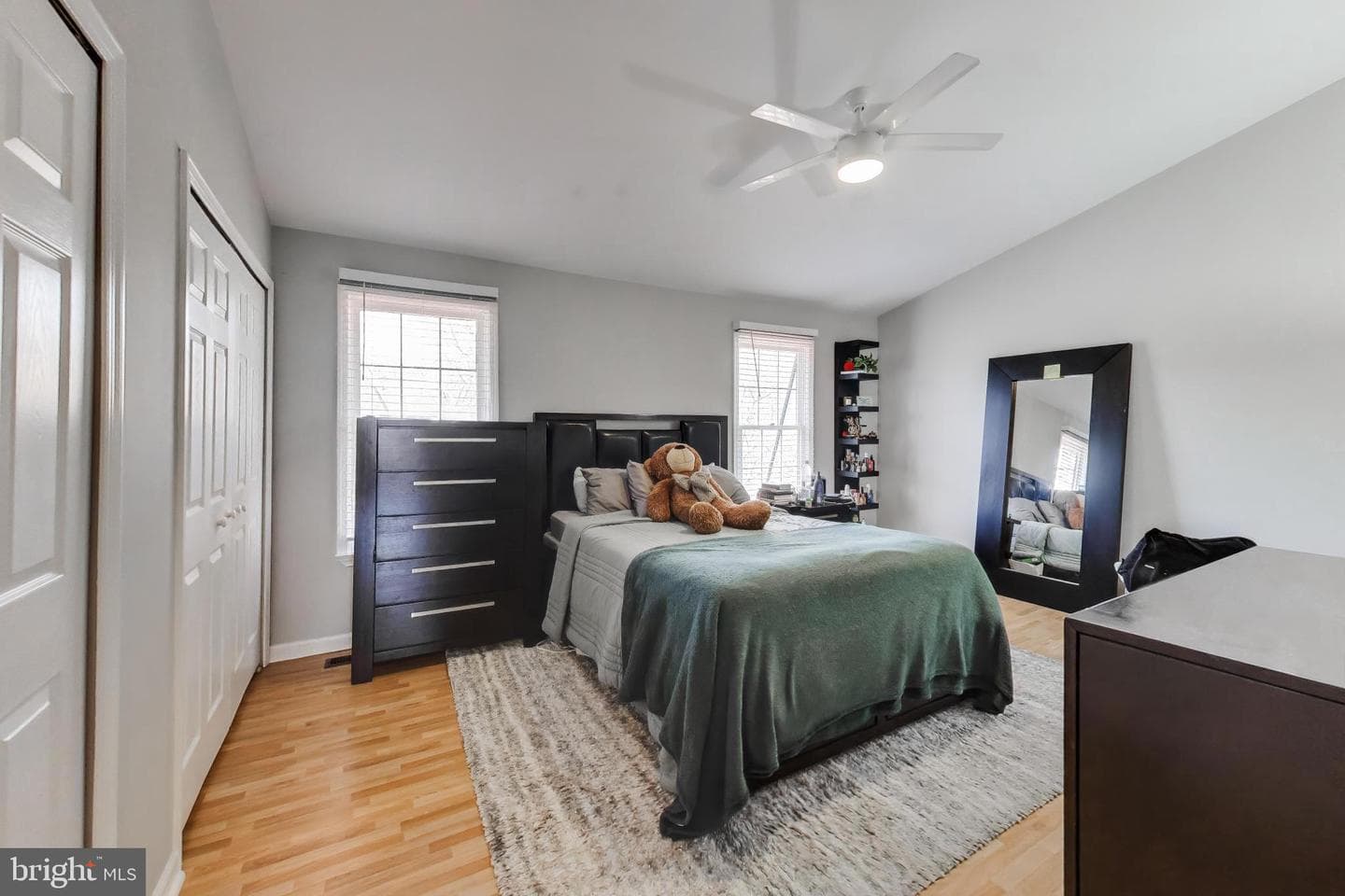 14222 Oxford Drive photo 10
