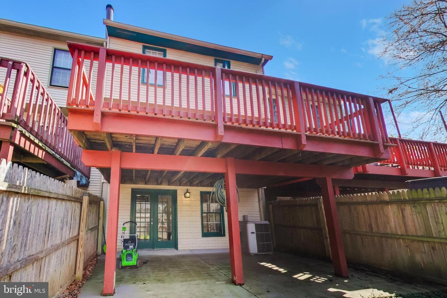 14222 Oxford Drive photo 20