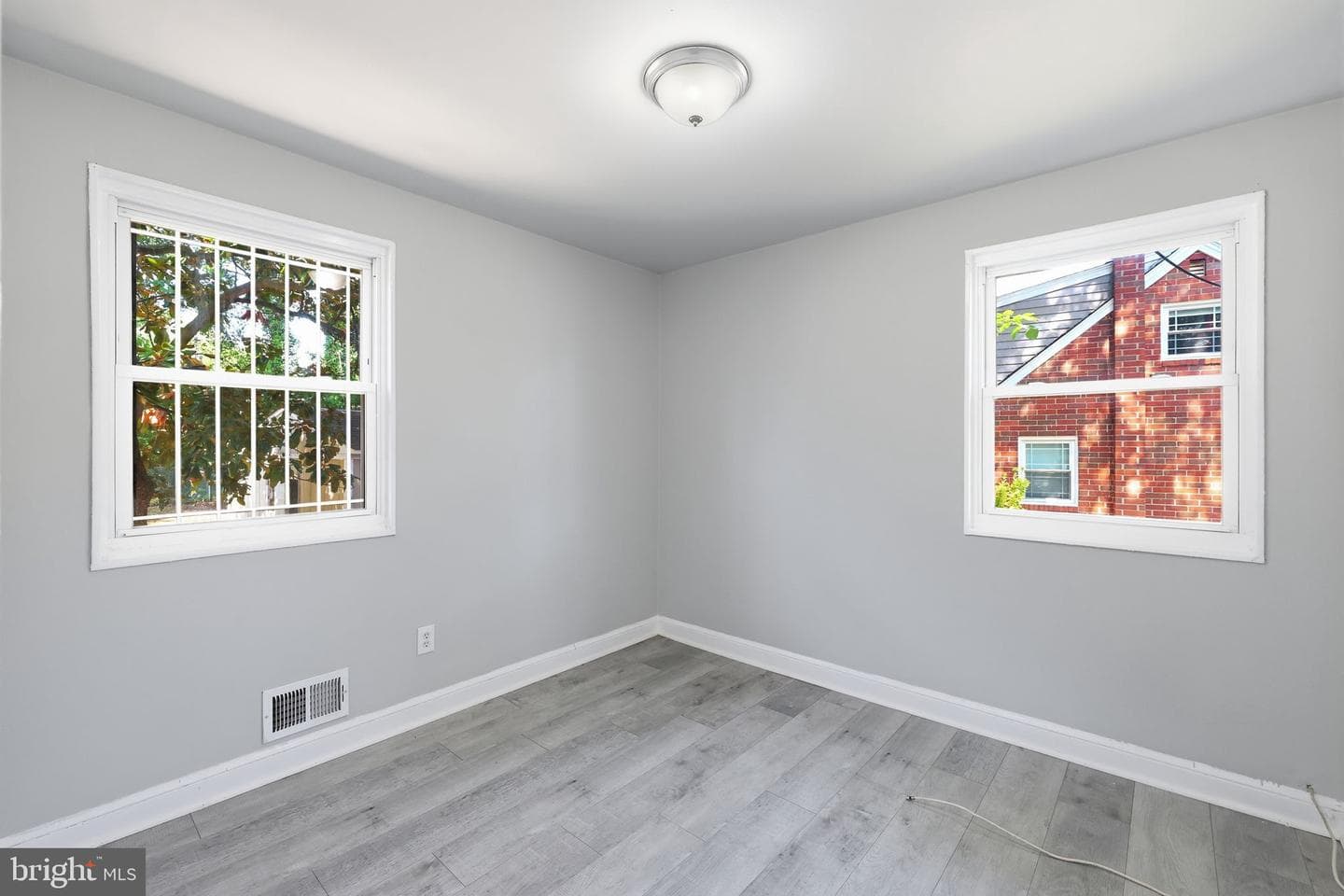 4718 68th Avenue photo 20