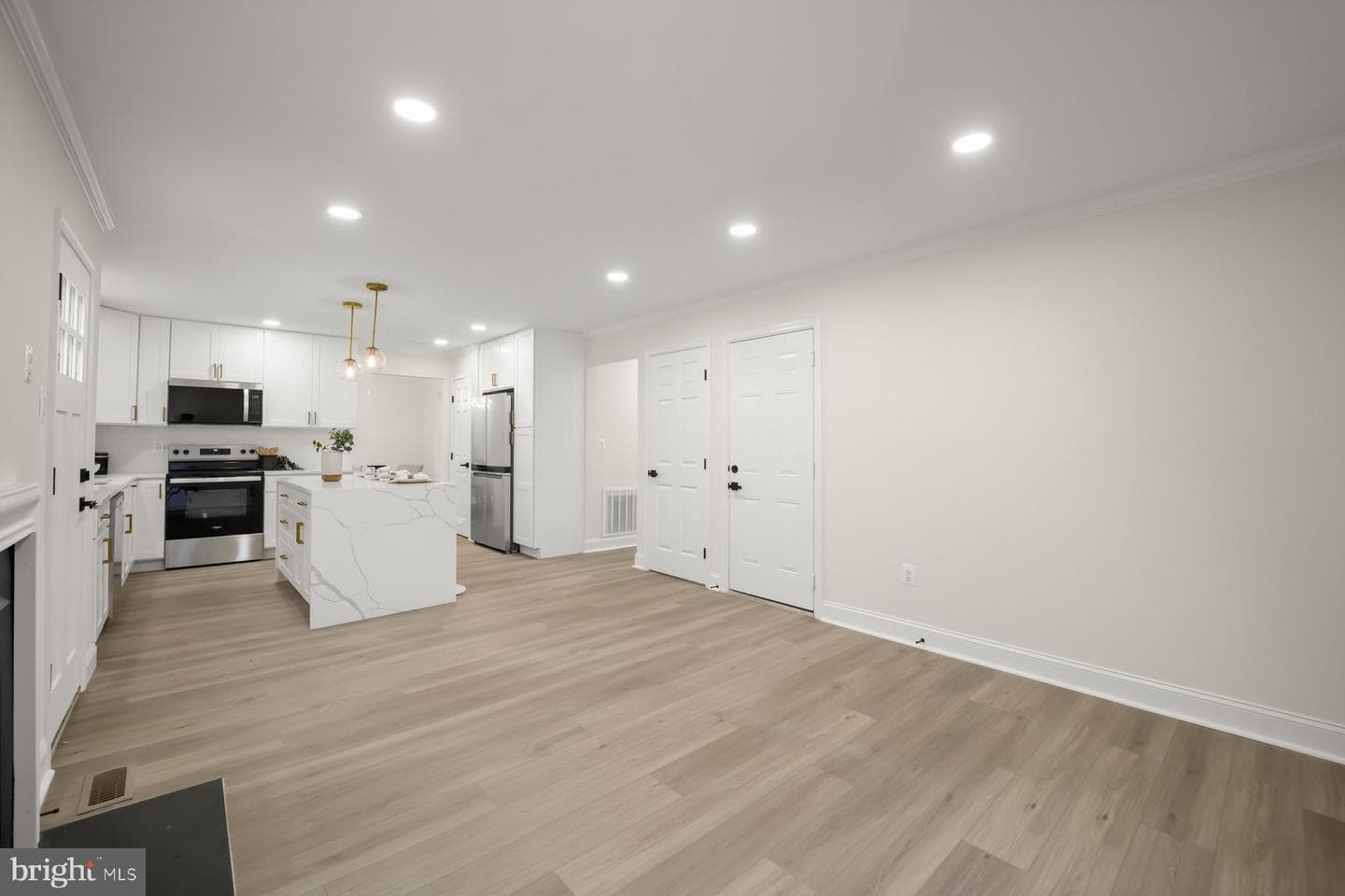 9310 Biemans Terrace photo 13