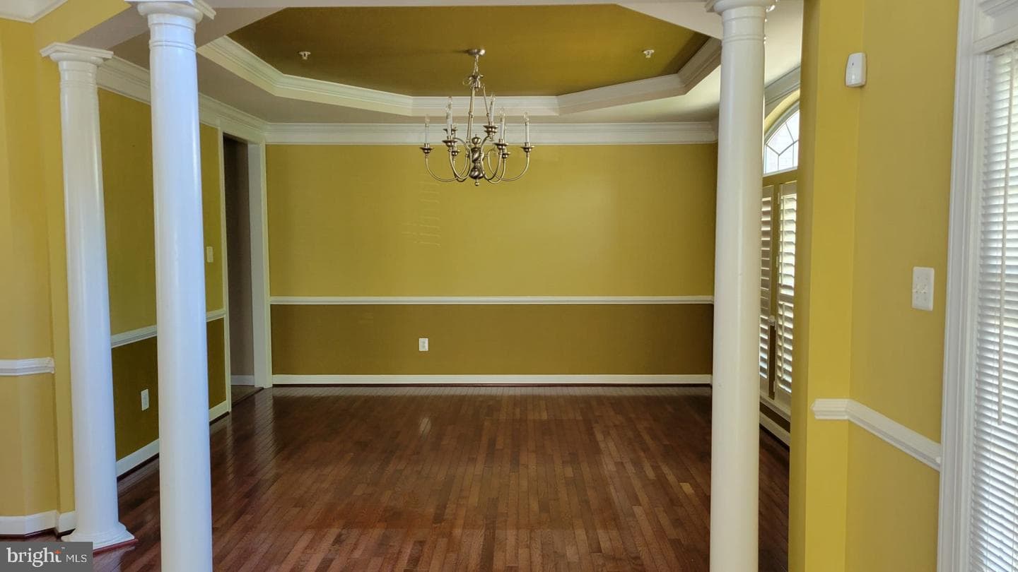 15404 Symondsbury Way photo 34