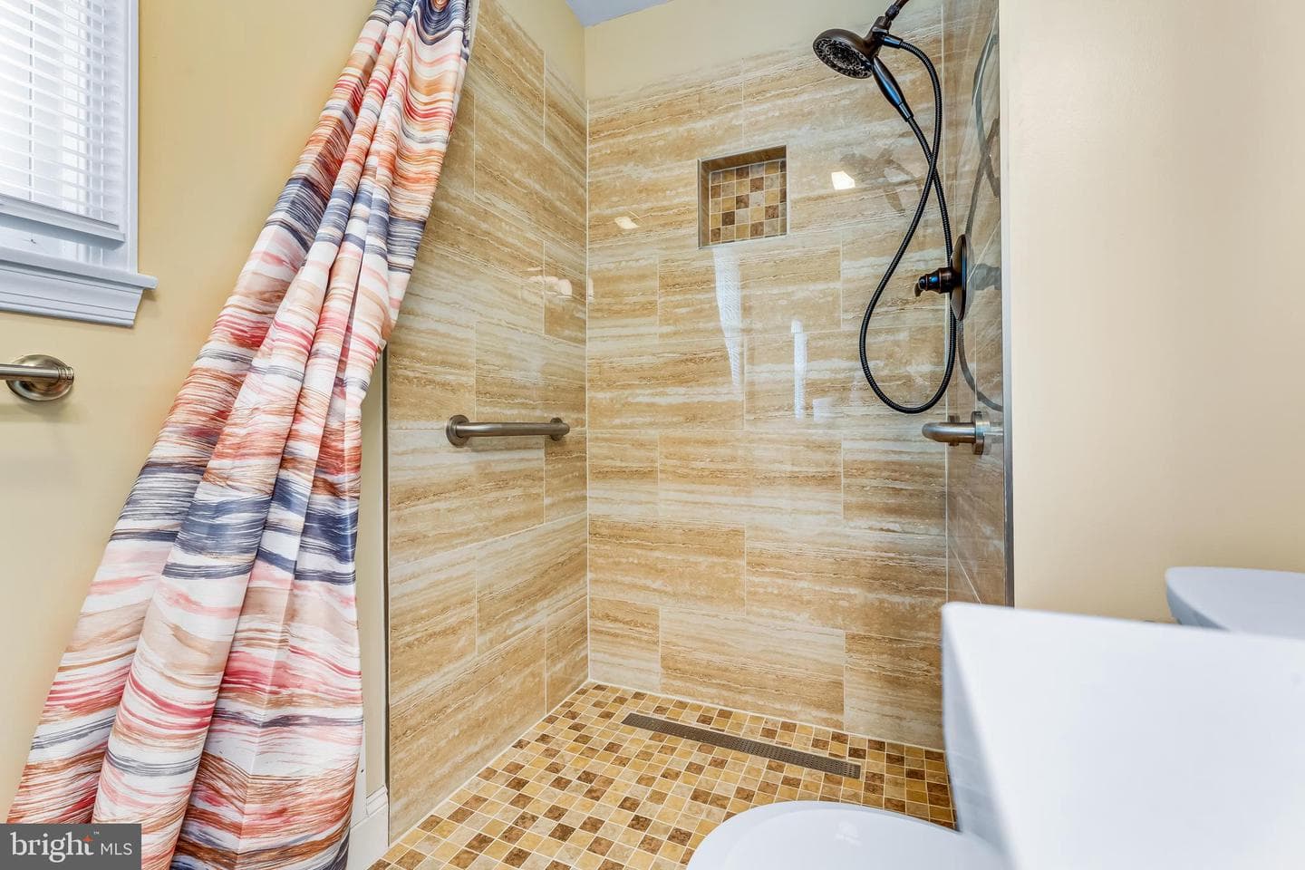 208 Prenton Street photo 24